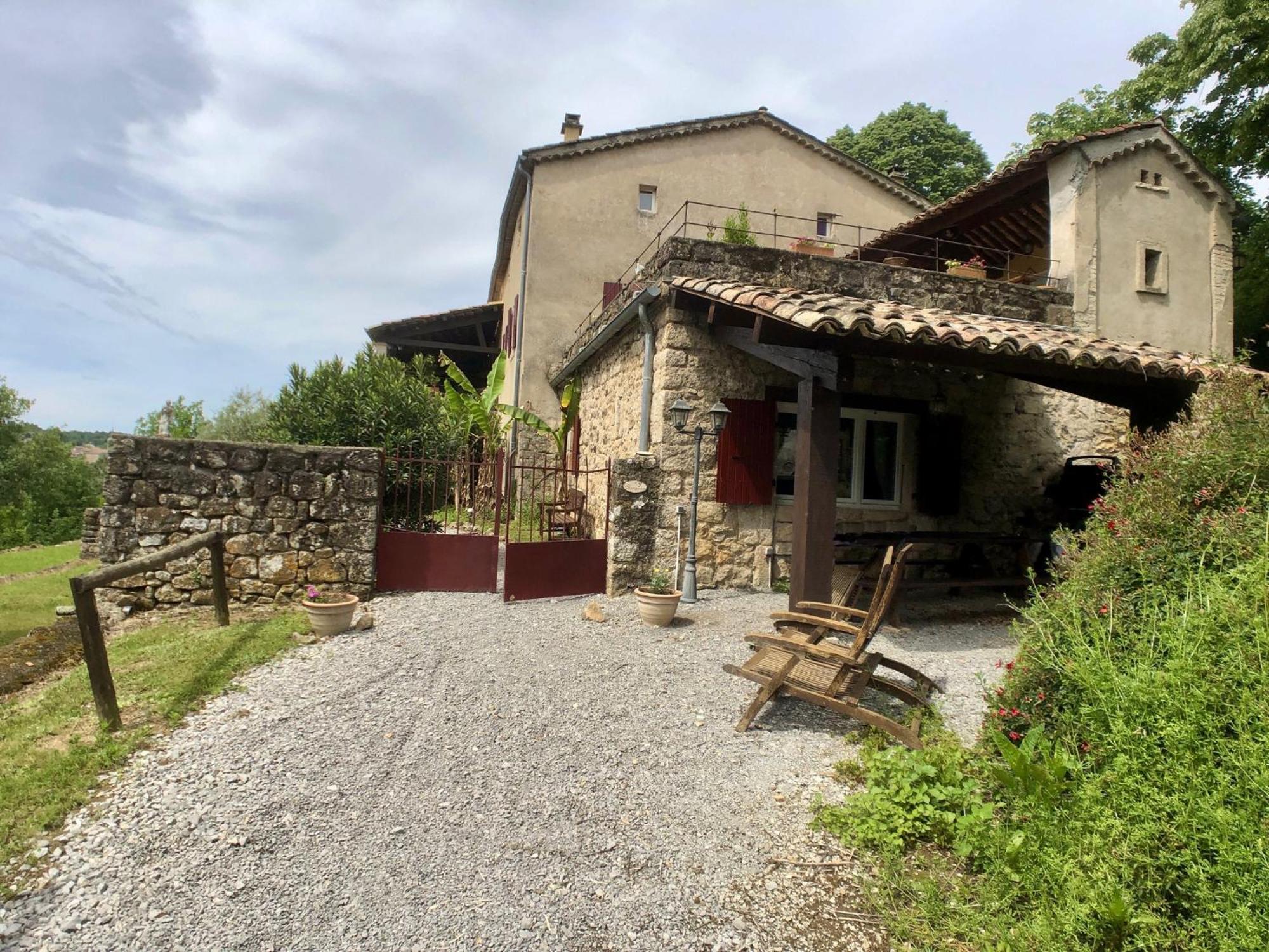 Domaine De Chanteperdrix Hotel Rosieres  Exterior photo